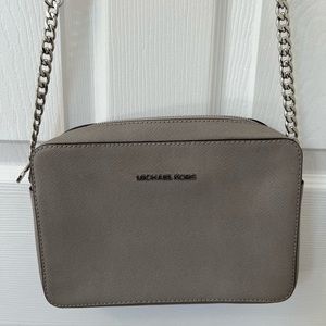Michael kors crossbody
